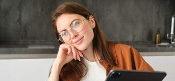 Портится ли зрение от телефона: как экраны влияют на здоровье глаз