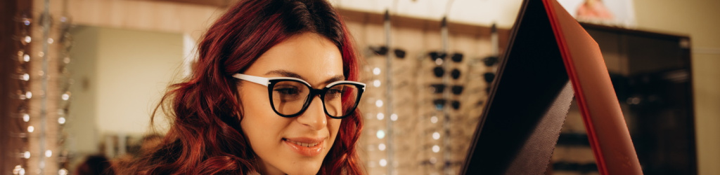 Имиджевые очки без диоптрий: модный аксессуар и как его выбрать